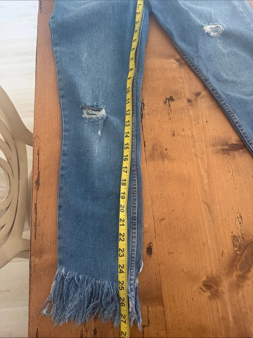 Free People Light Blue Distressed Cropped Jeans with Frayed Hem Sz 30